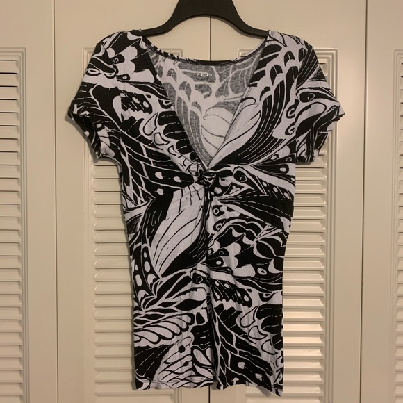 Express Sexy Basic Tee Size Large - Picture 2 of 8